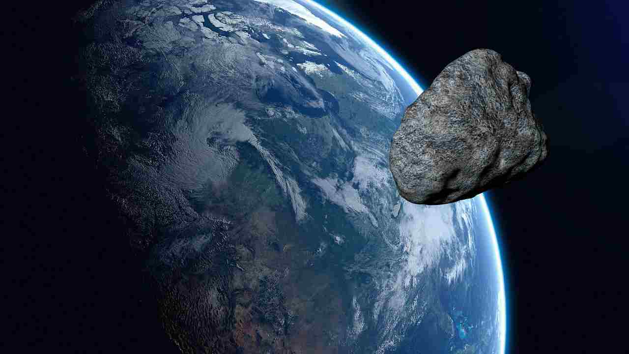 Asteroide GIGANTE colpirà la Terra entro Settembre 2019; Sicuri? No