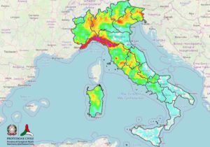 LIVE MALTEMPO ITALIA: nubifragi e forti venti, NEVE a bassa quota